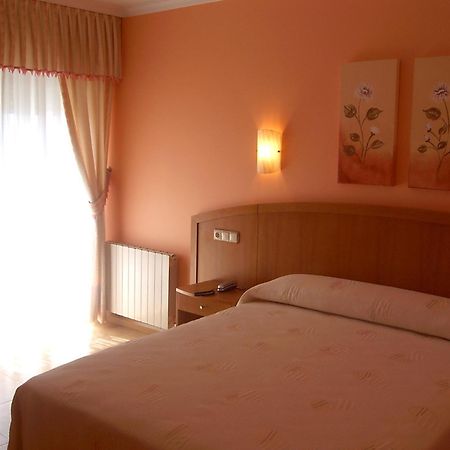 Hotel Miramar 2** Superior Playa de la Lanzada Екстериор снимка