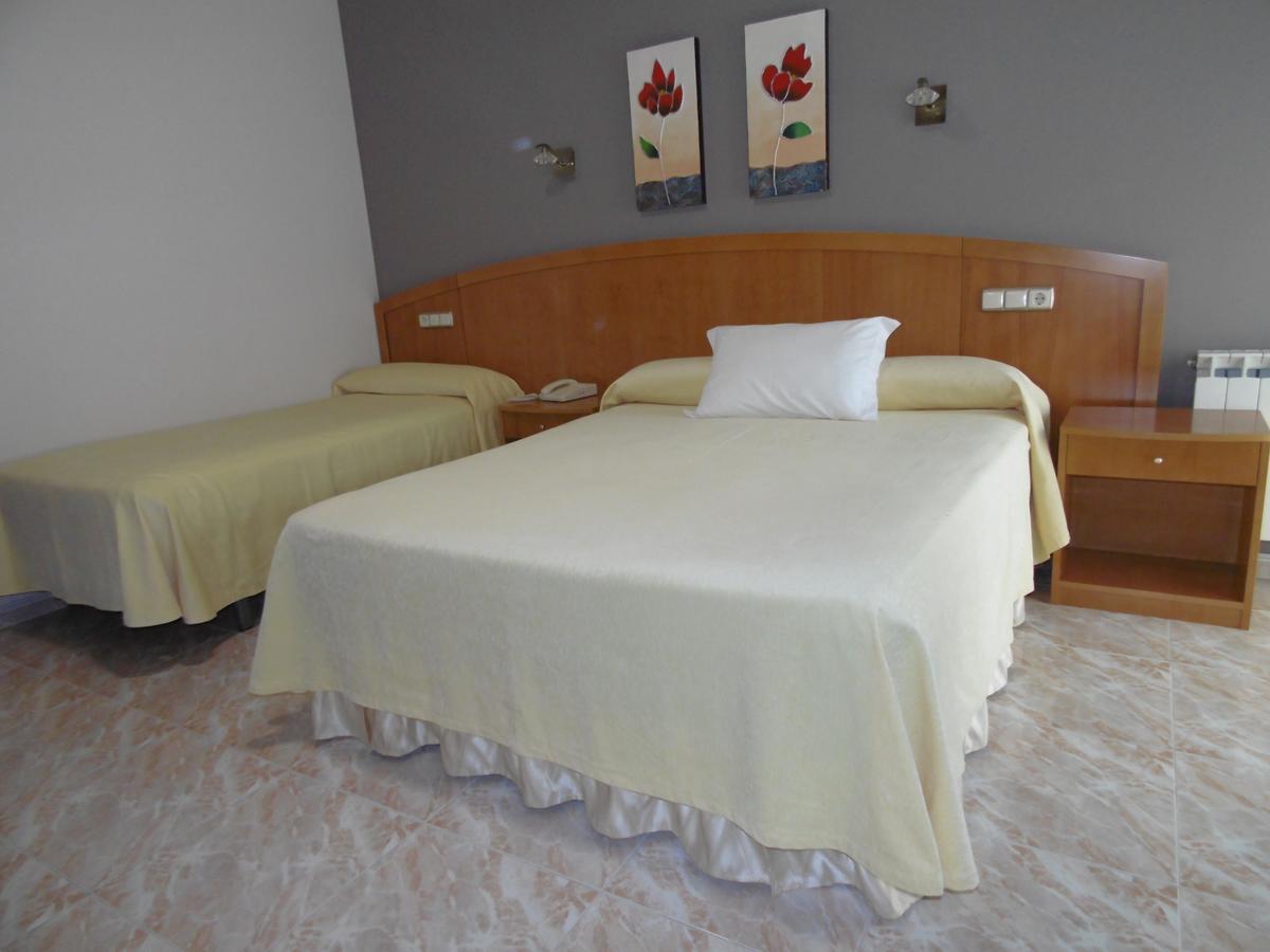 Hotel Miramar 2** Superior Playa de la Lanzada Екстериор снимка